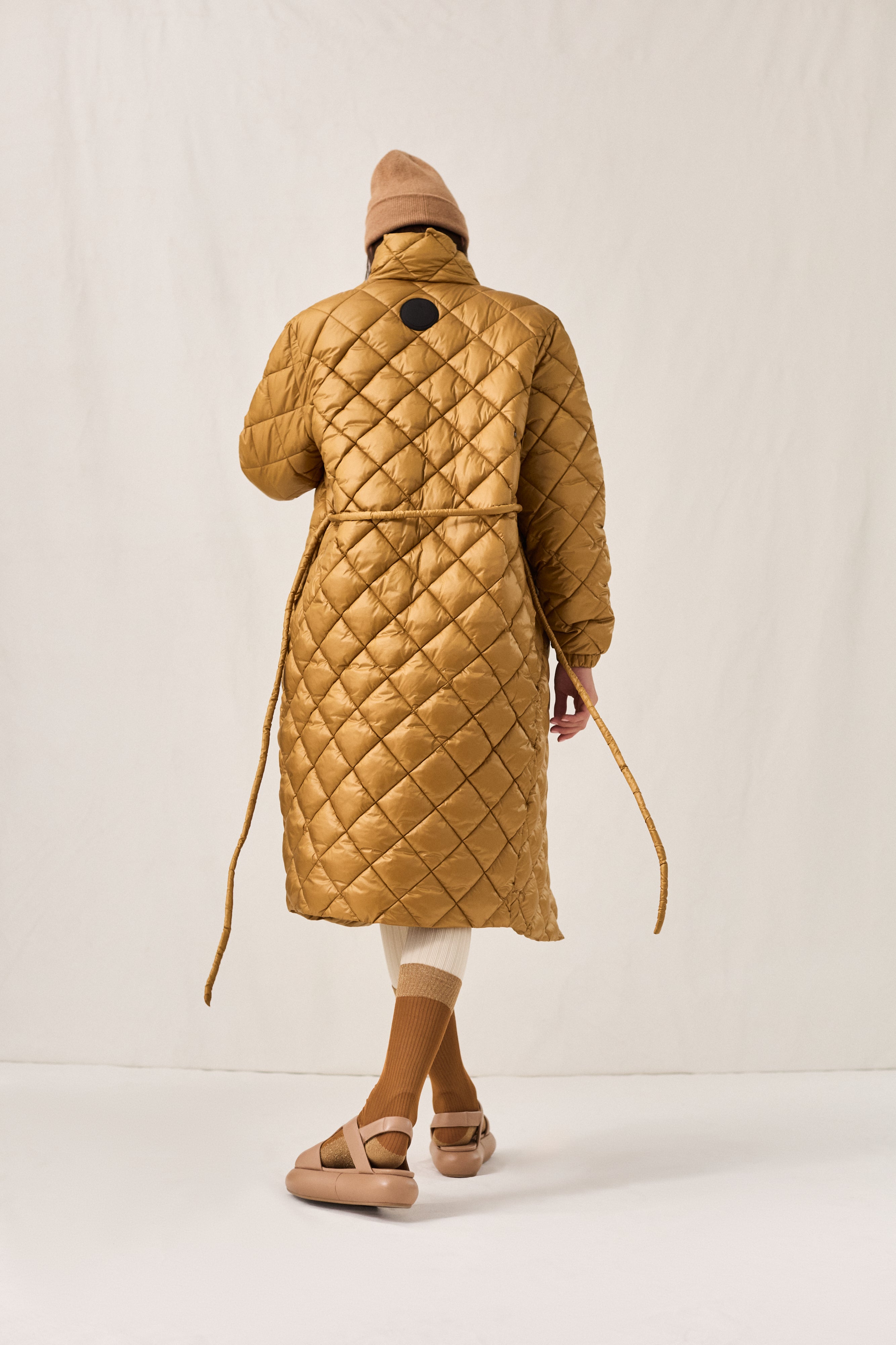 Curve Coat No. 1 Camel