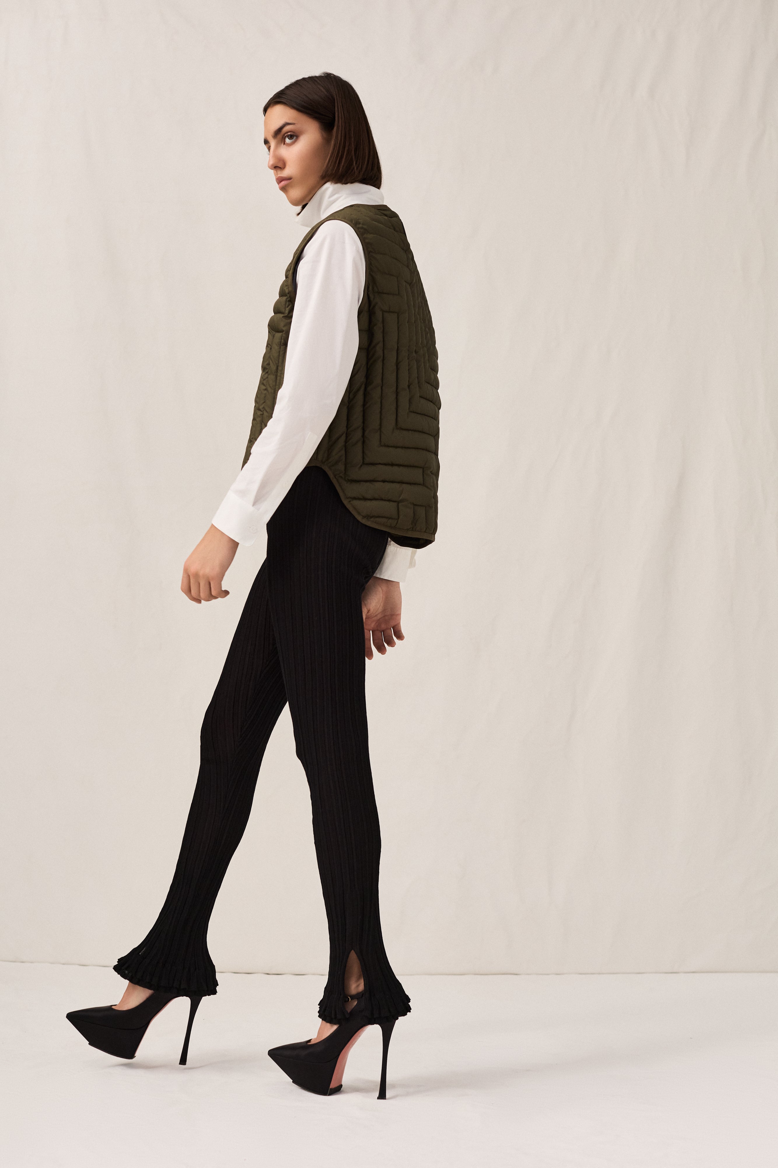 L Quilt Crop Vest Pine