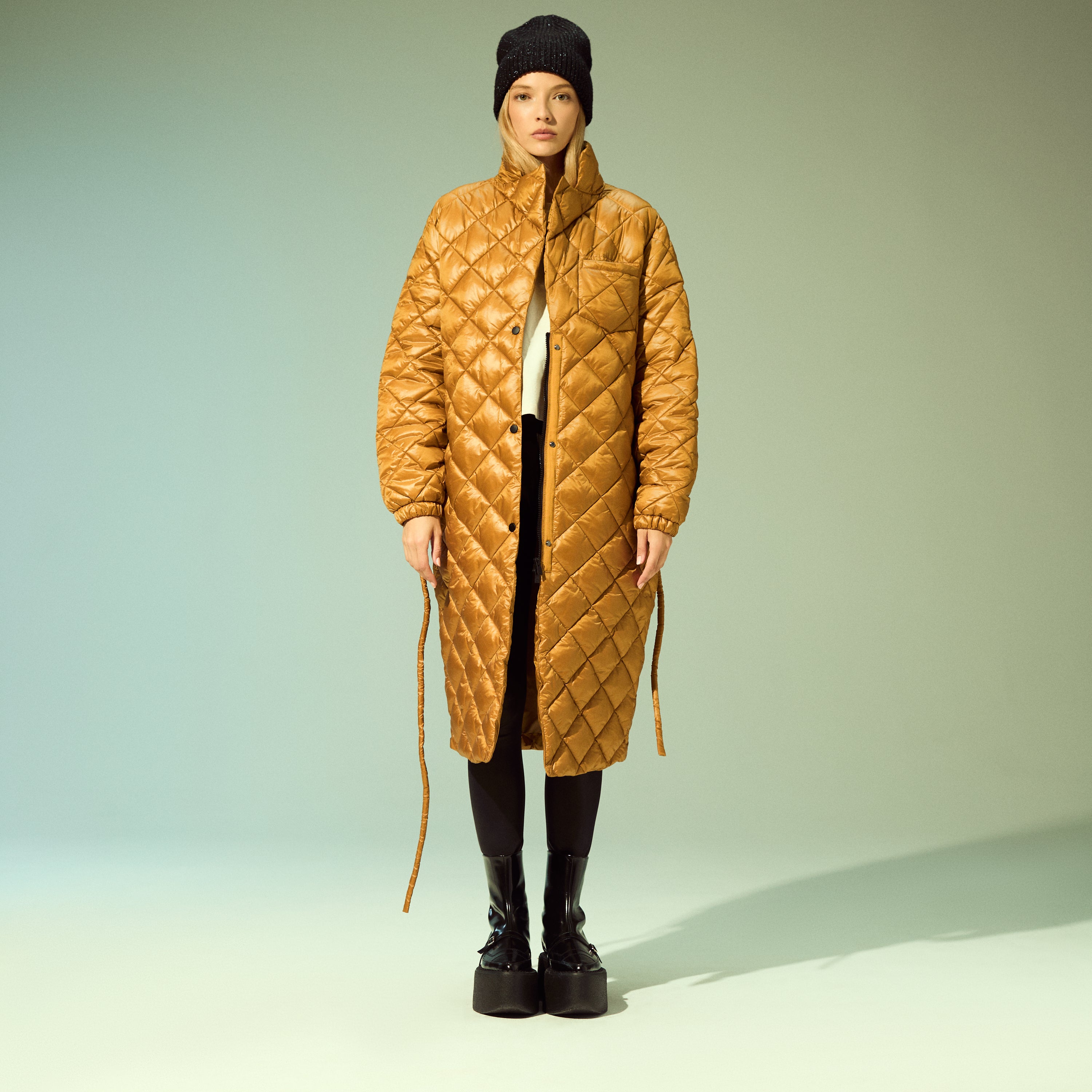 Curve Coat No. 1 Camel - Final Sale