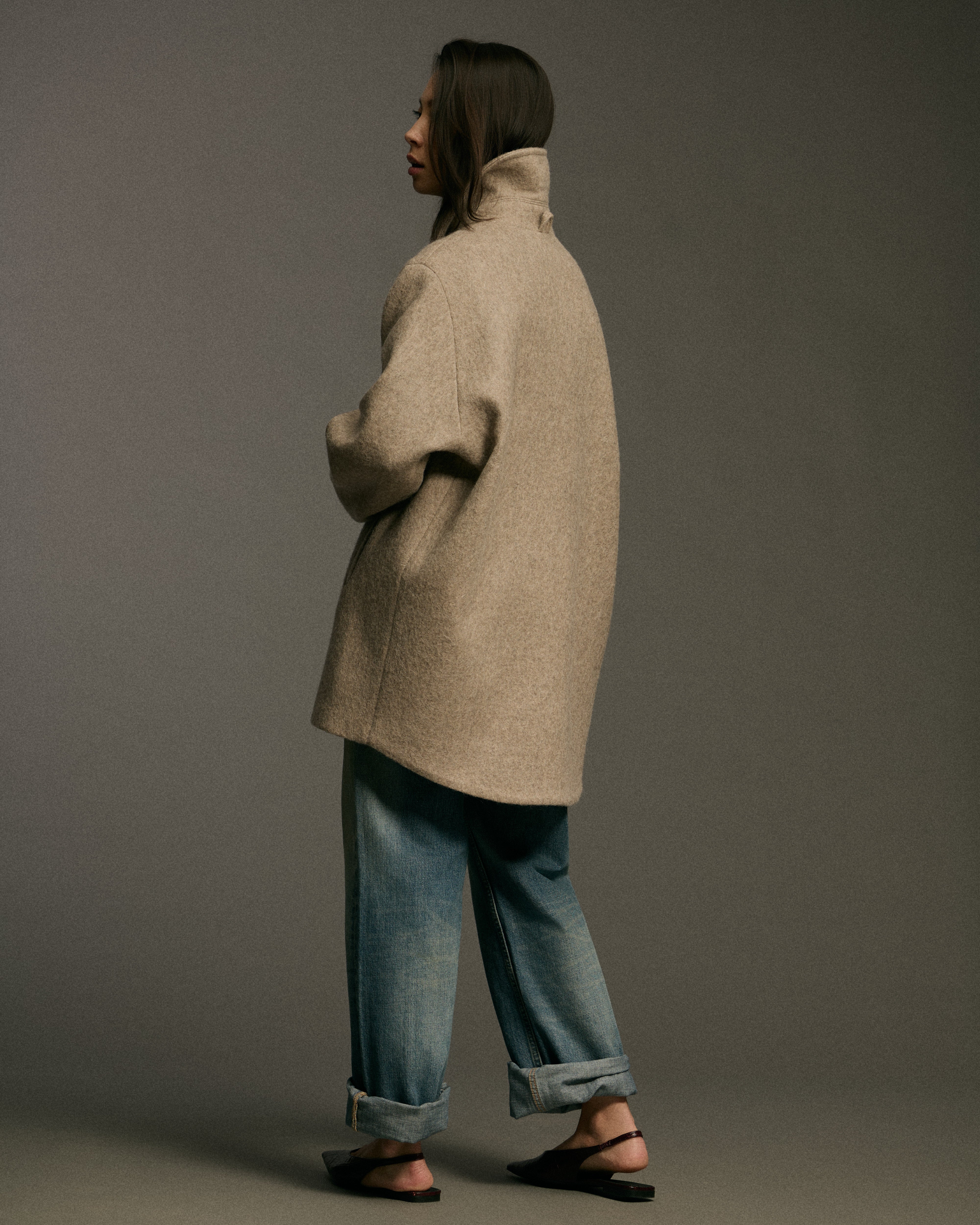 Crop Curve Coat | Taupe