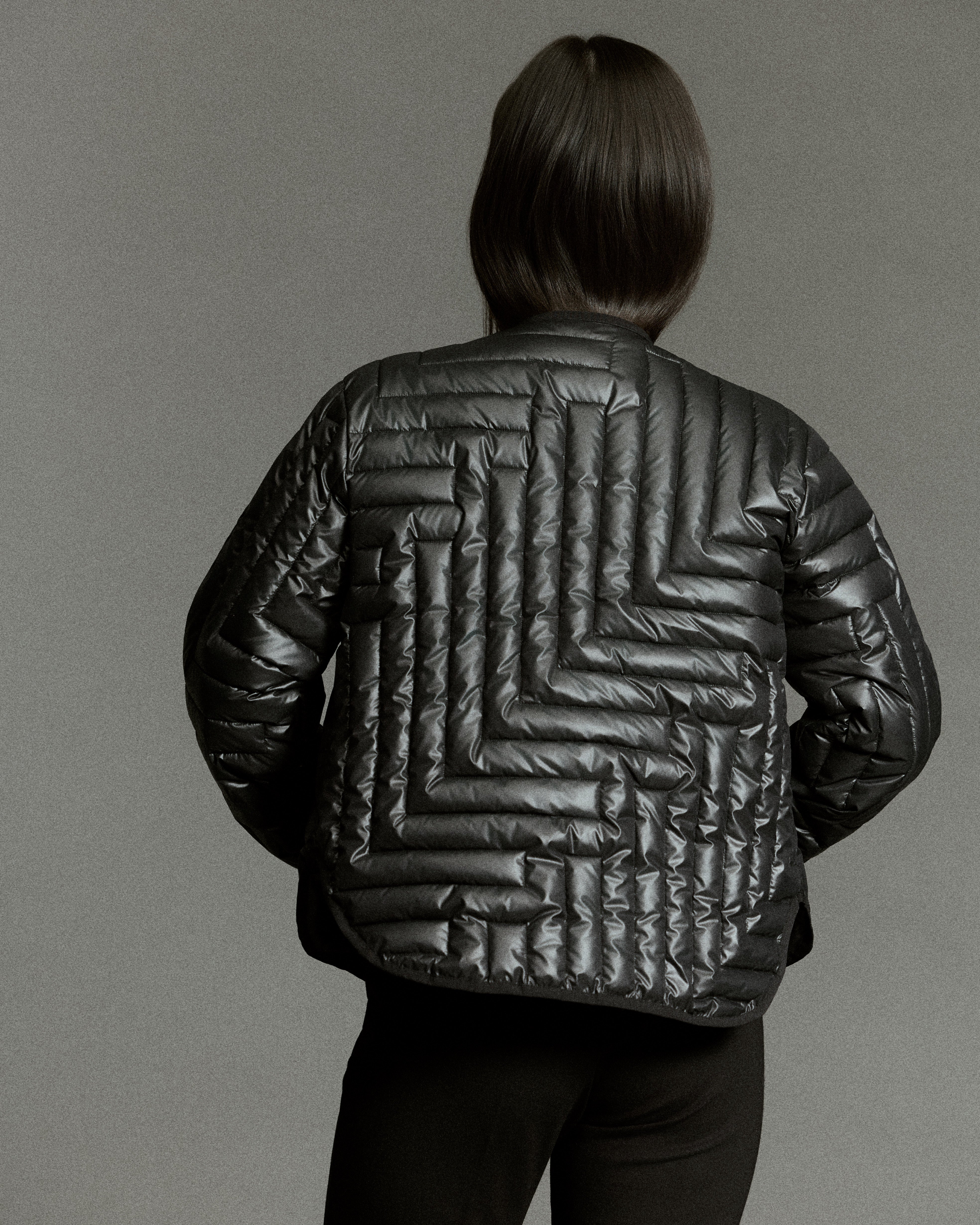 L Chev Bomber Reversible in Black & Black Matte