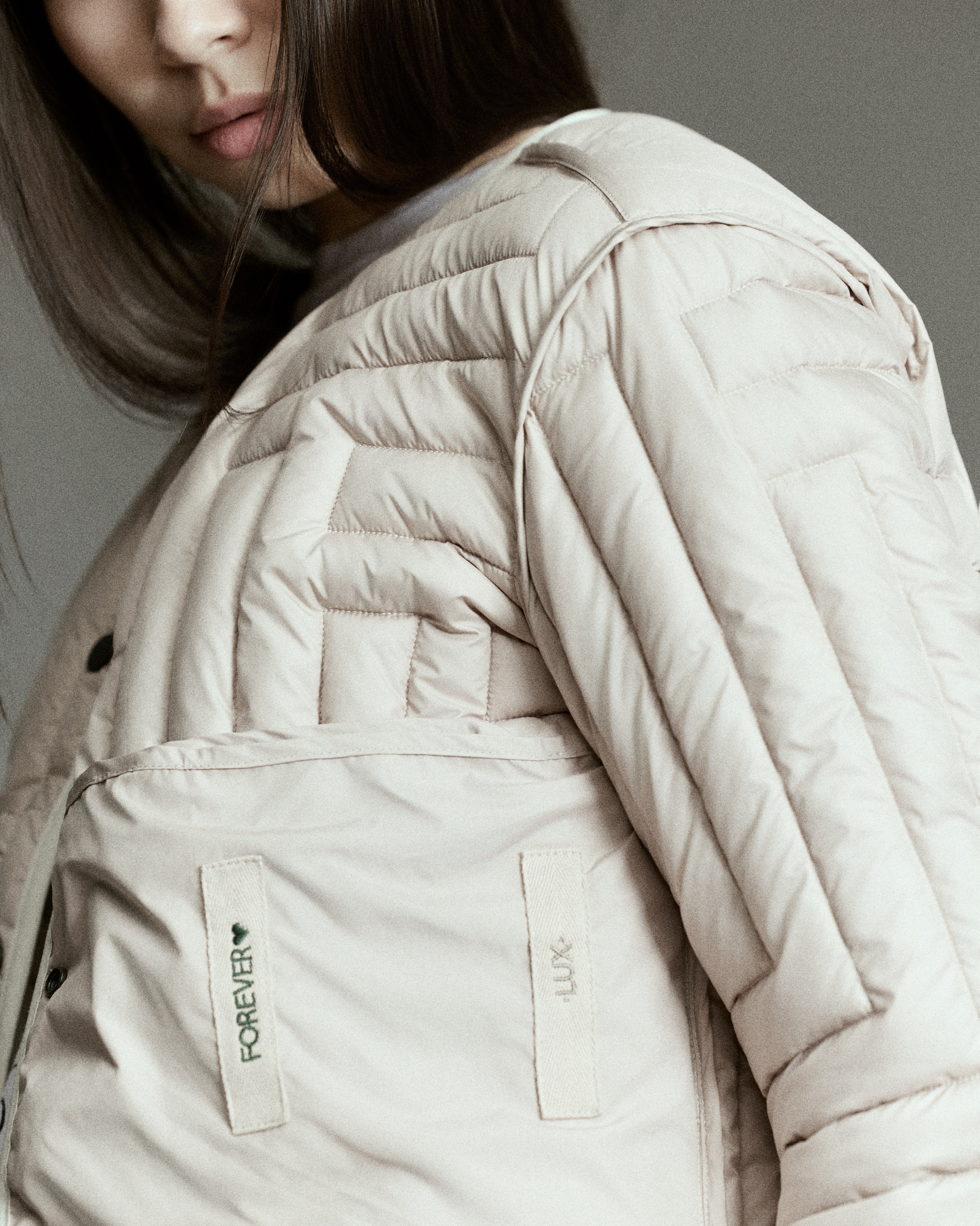 L Chev Bomber Reversible in Warm White & Putty