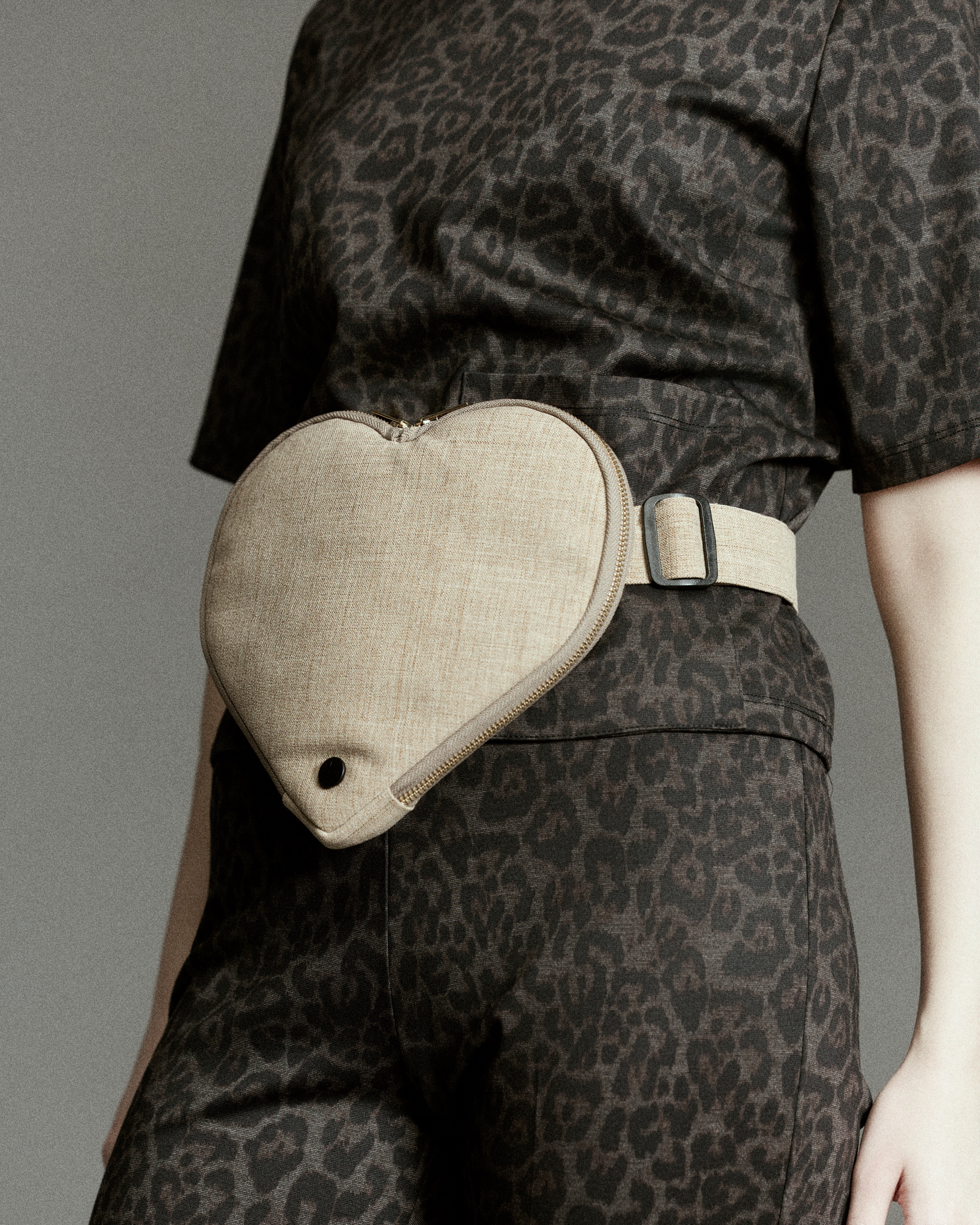 Slub Canvas Heart Cross Body Bag