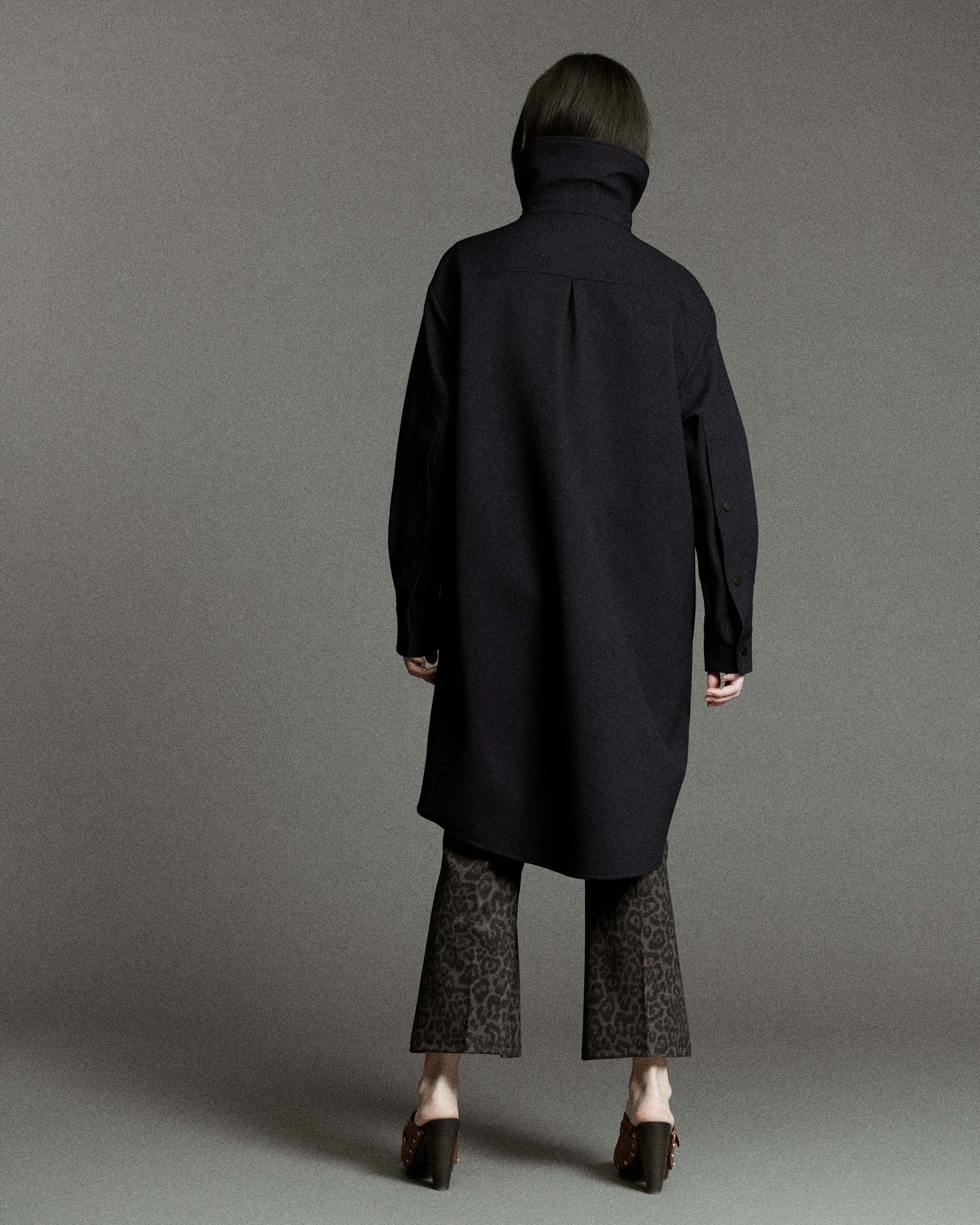 Boomerang Trench Navy - Waterproof, Breathable & Crease Free