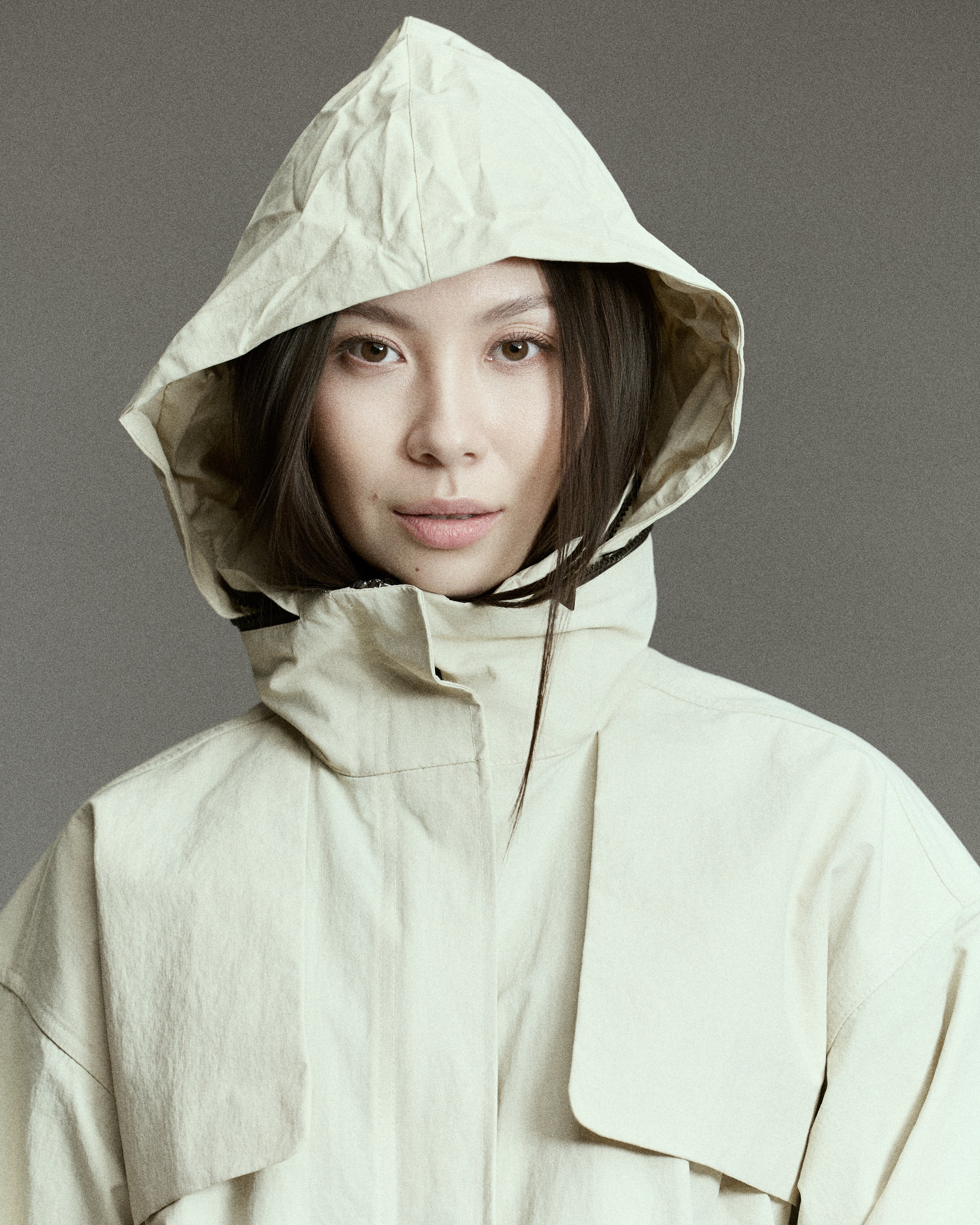 Cinch Raincoat in Stone - 100% Waterproof