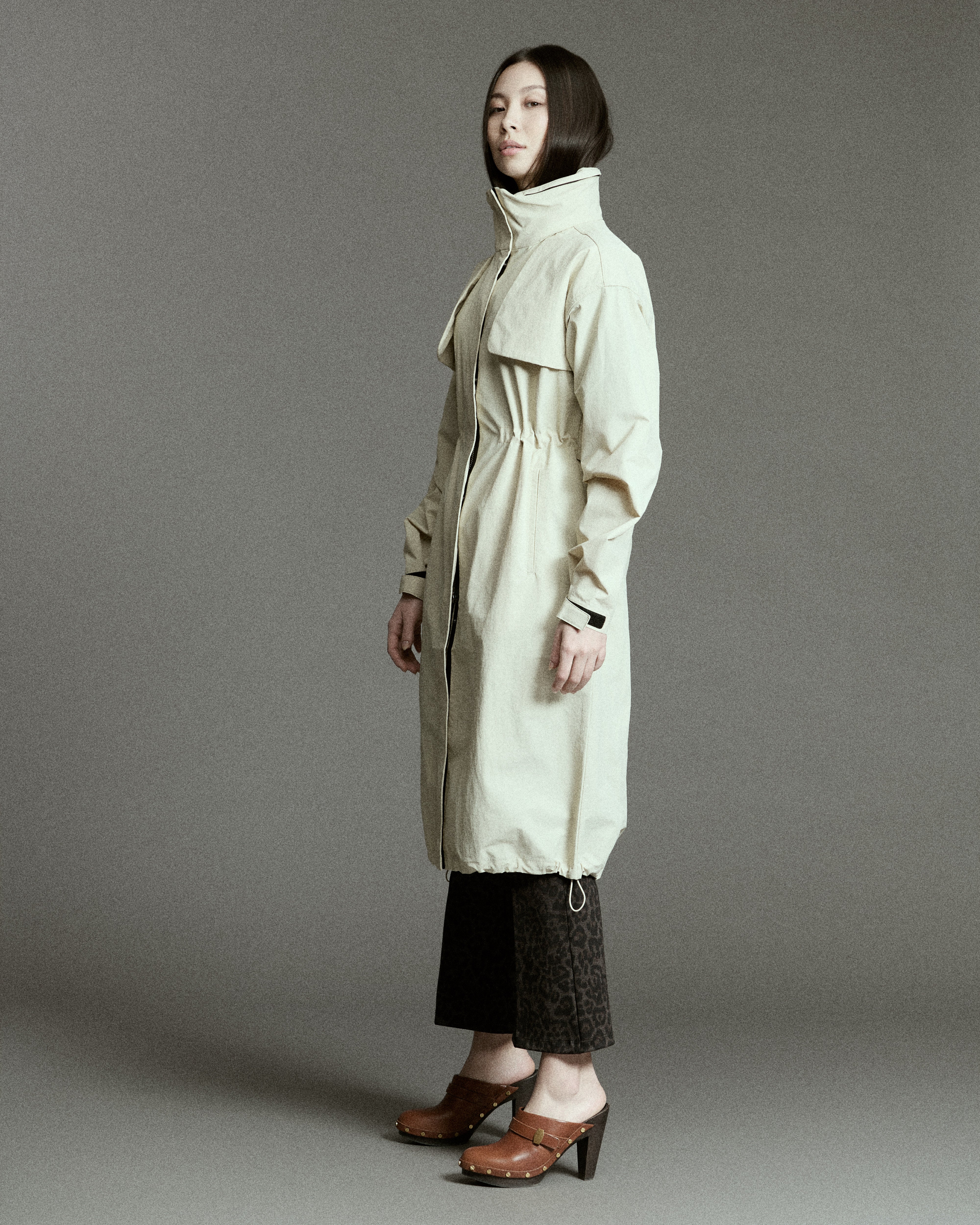 Cinch Raincoat in Stone - 100% Waterproof