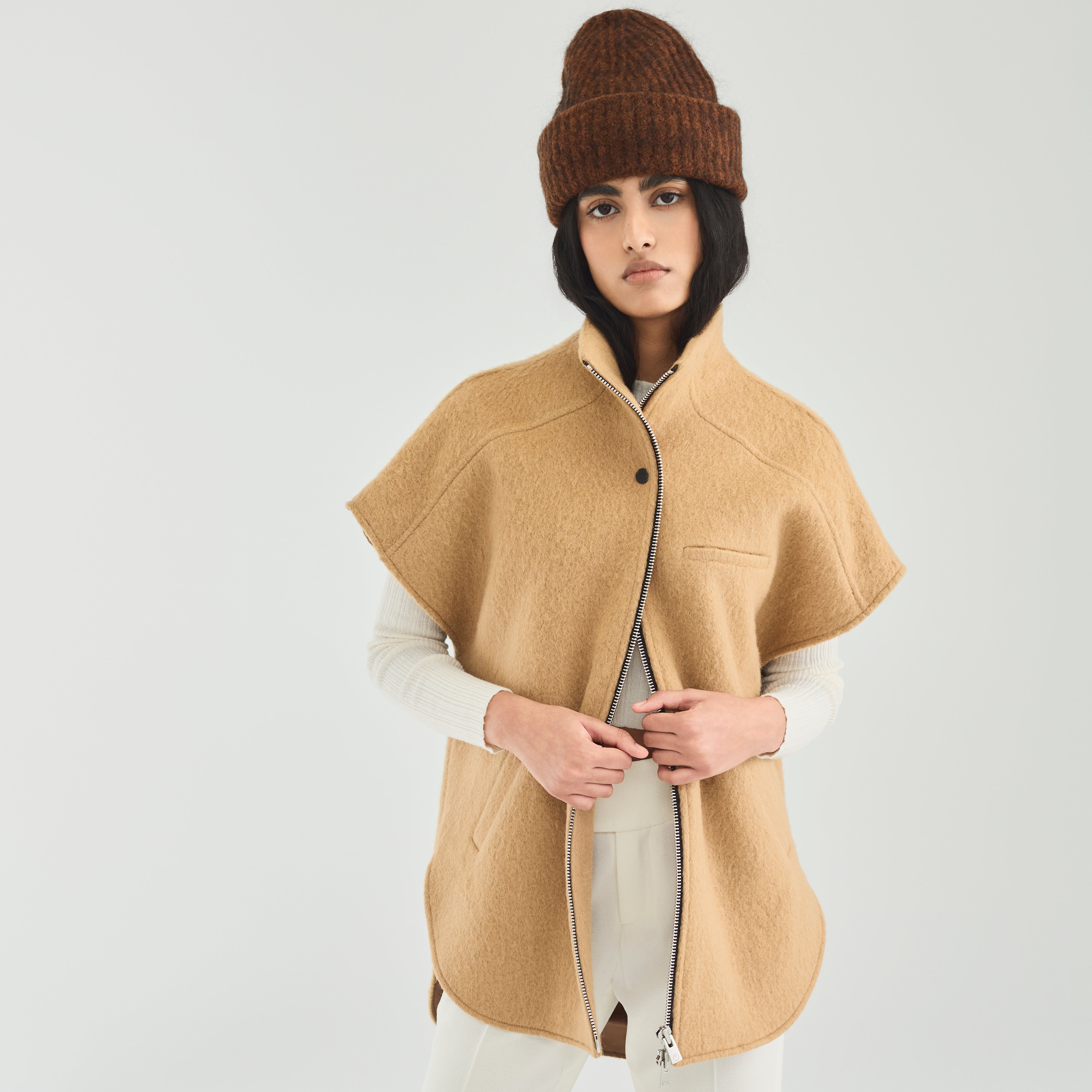 Mohair Metal Zip Vest Camel