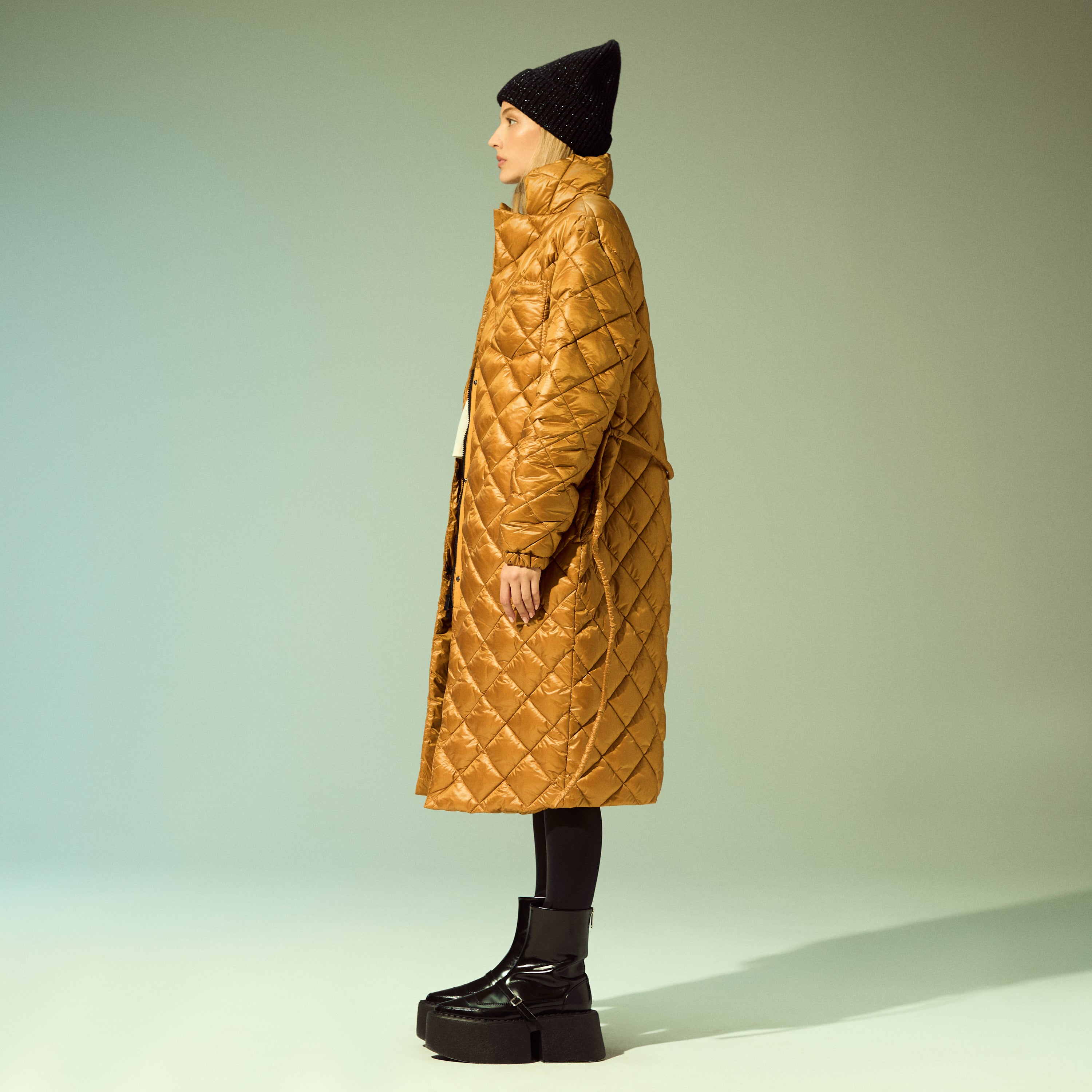 Curve Coat No. 1 Camel