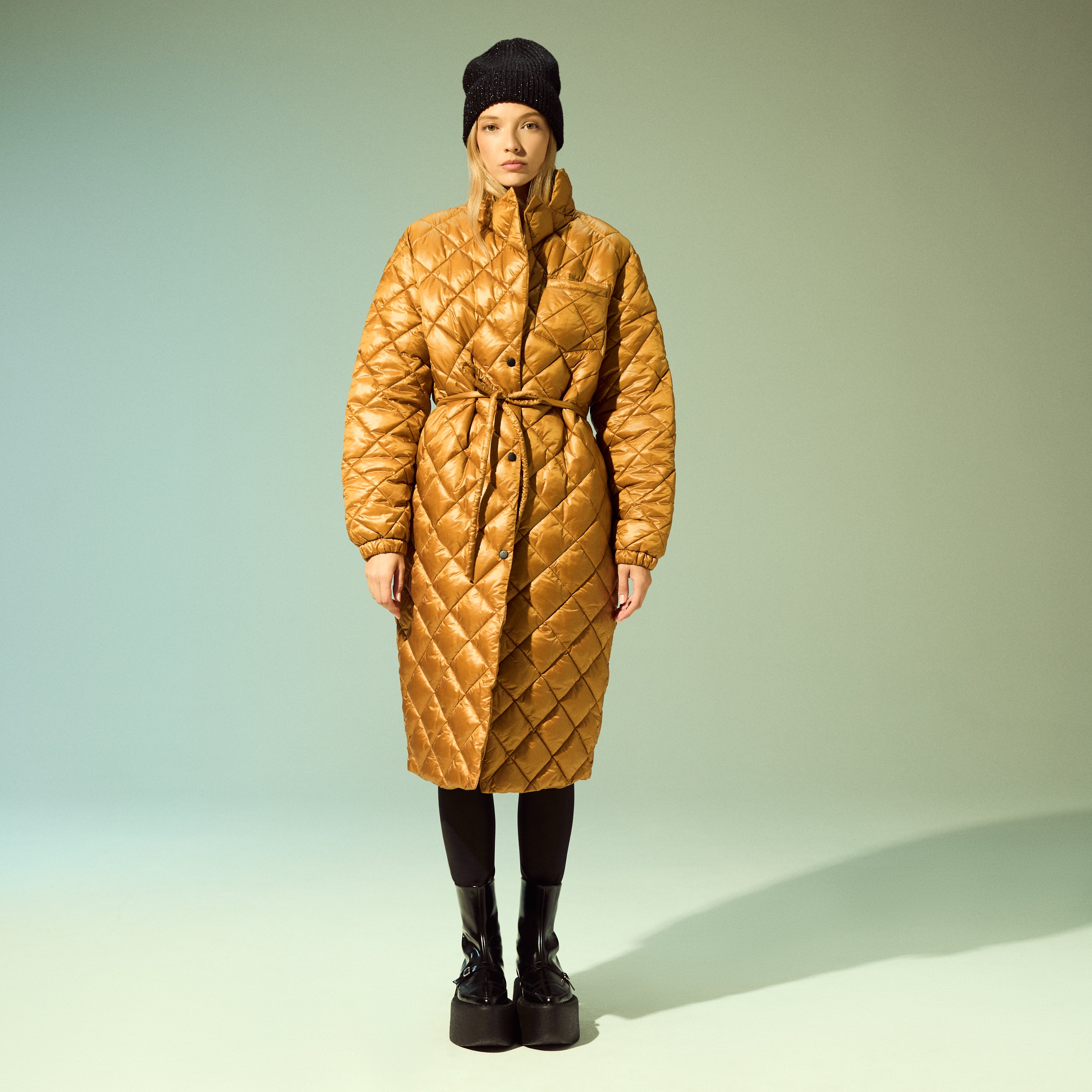 Curve Coat No. 1 Camel