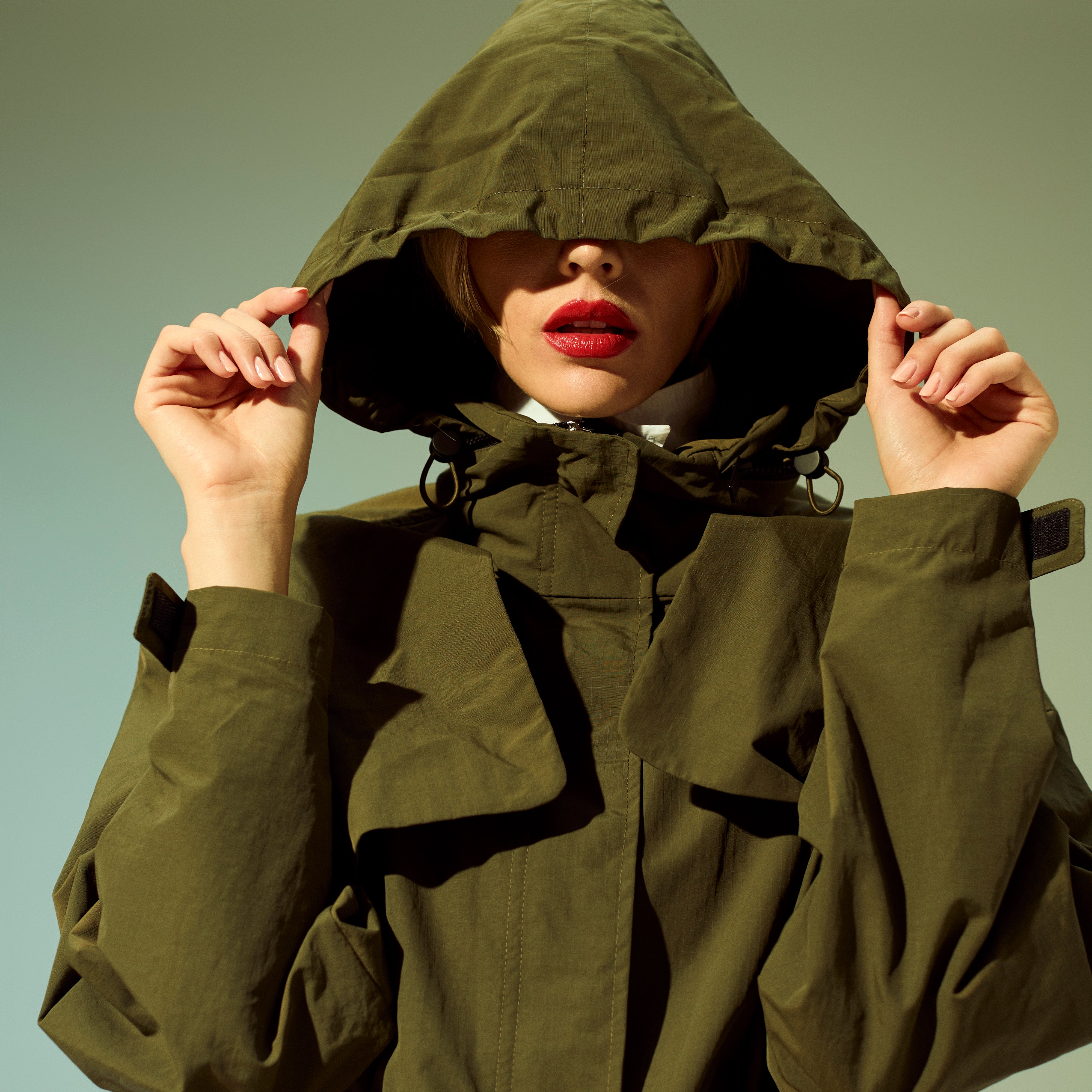 Cinch Raincoat in Khaki - Waterproof