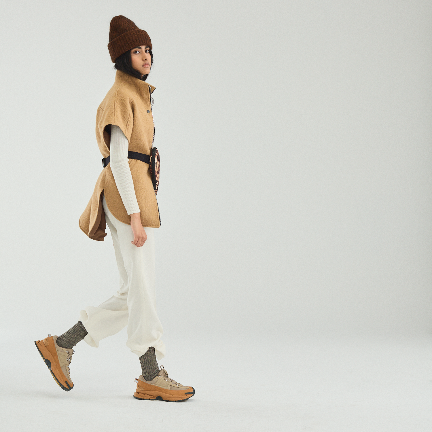 Mohair Metal Zip Vest Camel