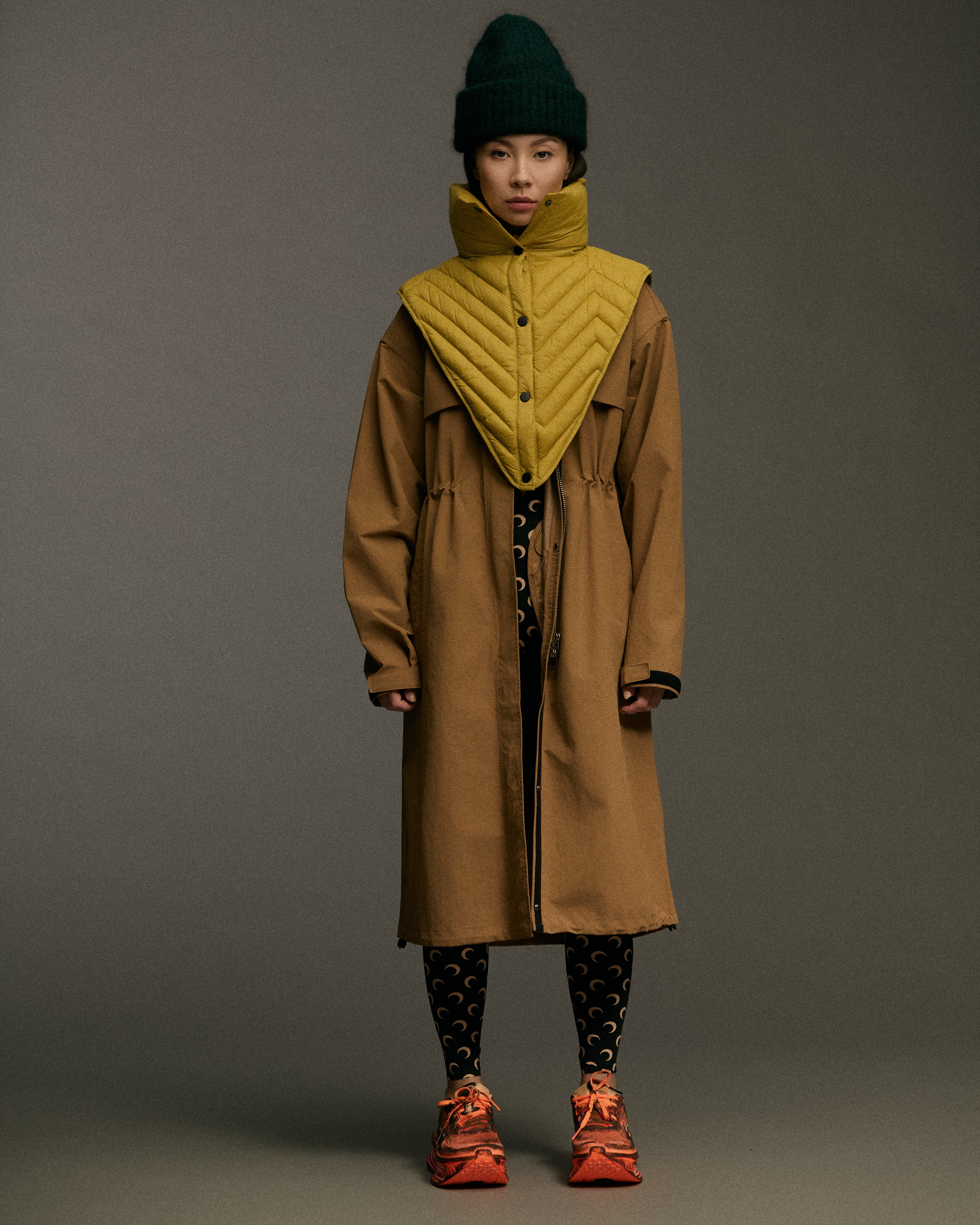 Cinch Raincoat | Beige