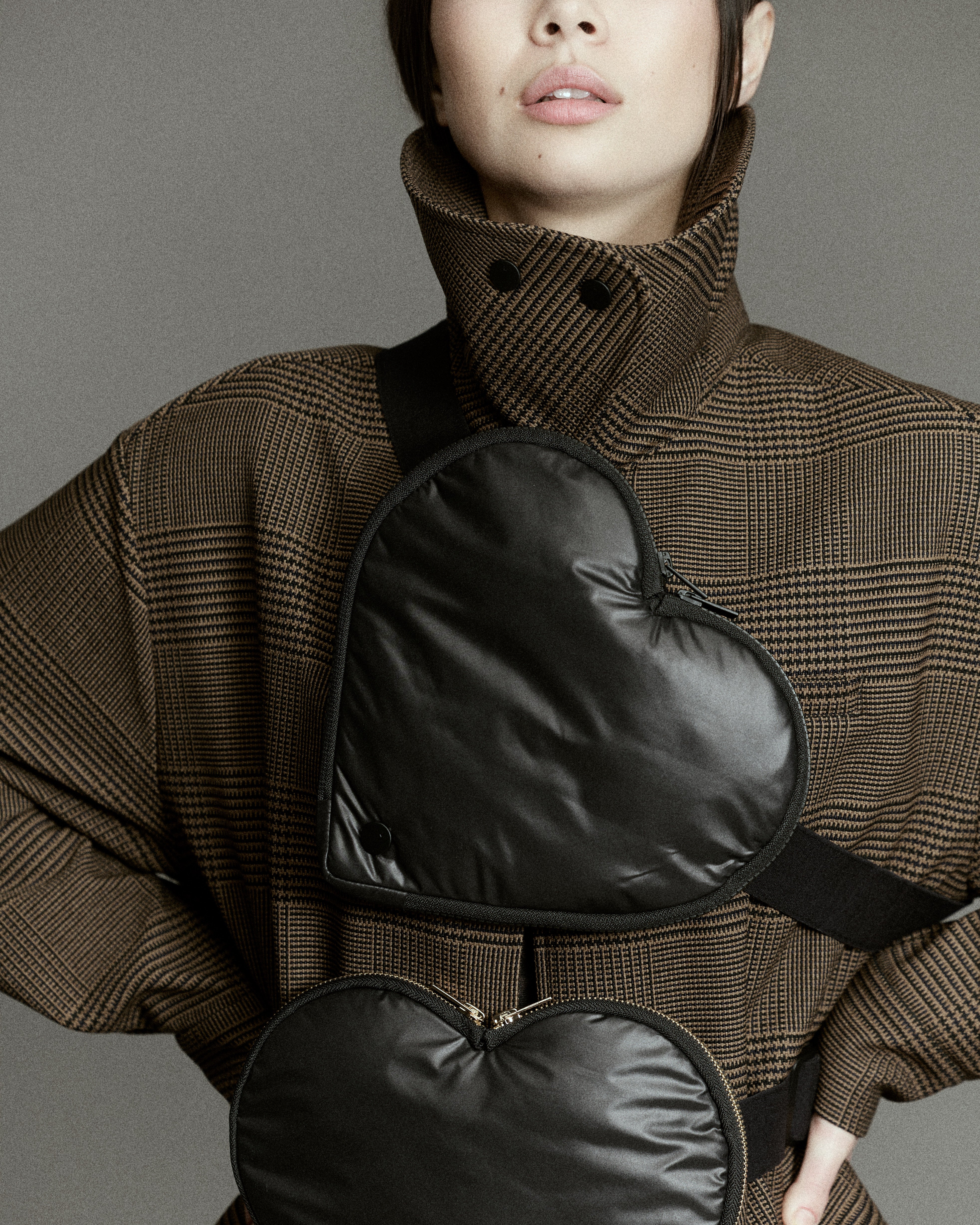 Gold Zip Heart Cross Body Bag