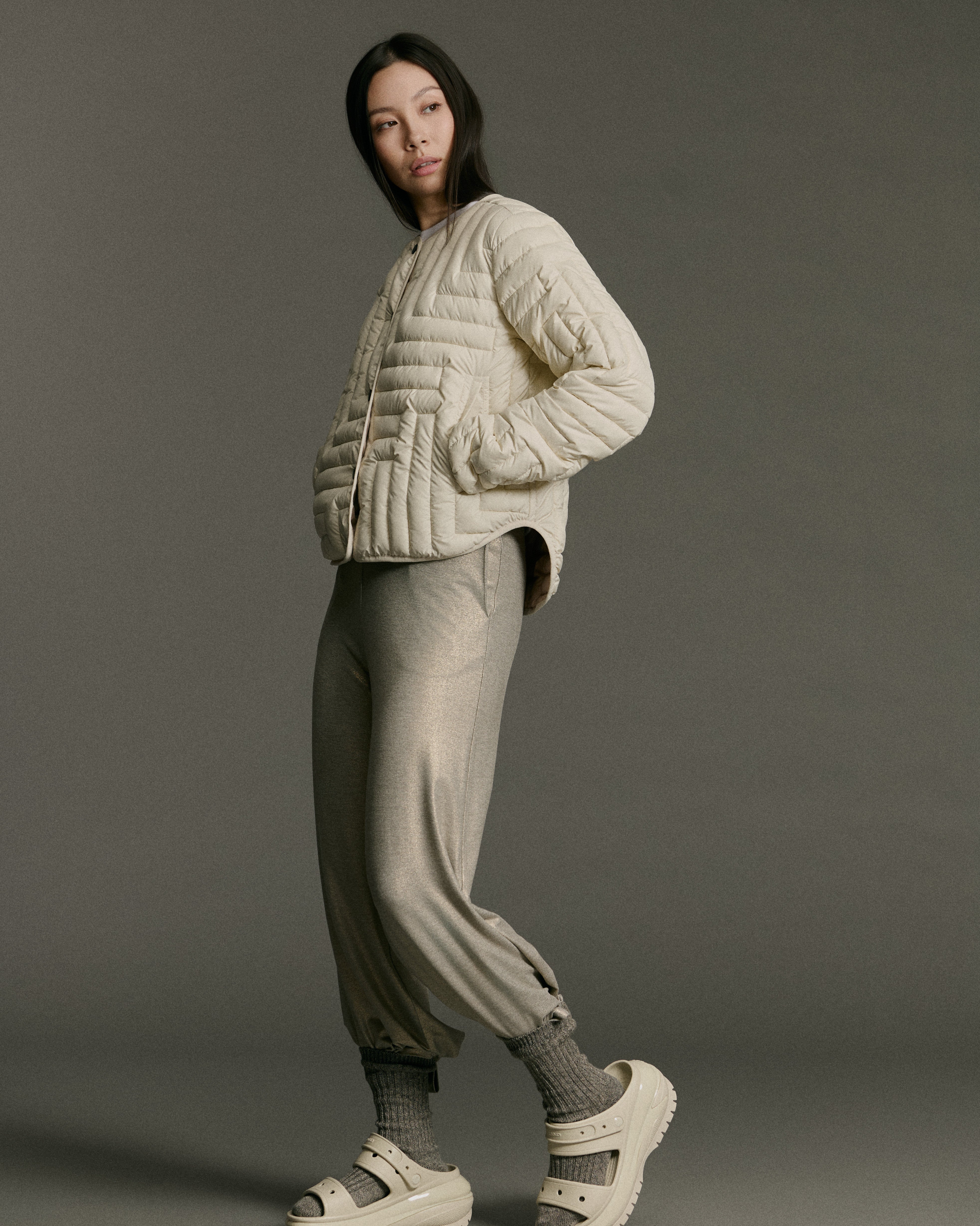 L Chev Bomber Reversible | Warm White & Putty