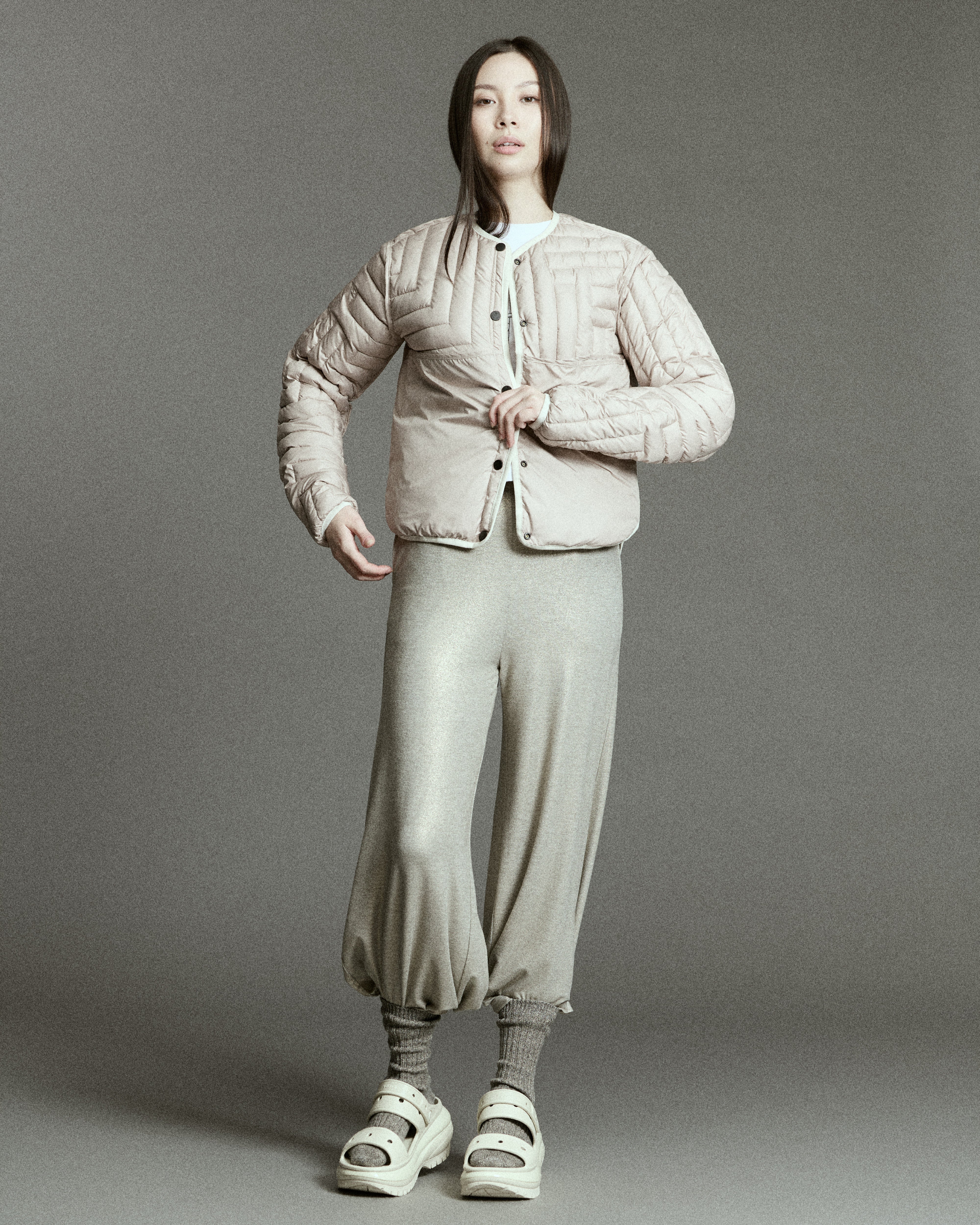 L Chev Bomber Reversible in Warm White & Putty