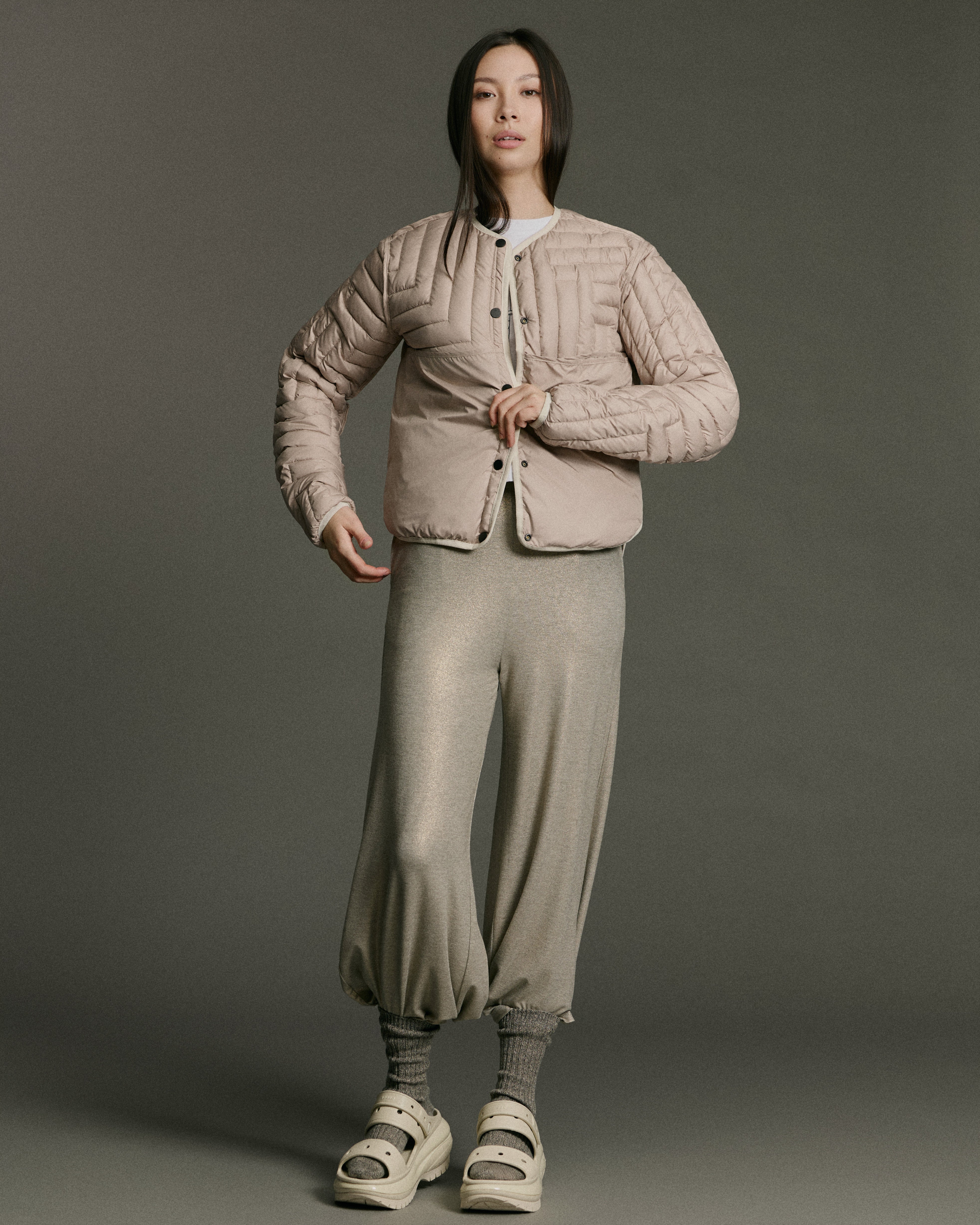 L Chev Bomber Reversible | Warm White & Putty