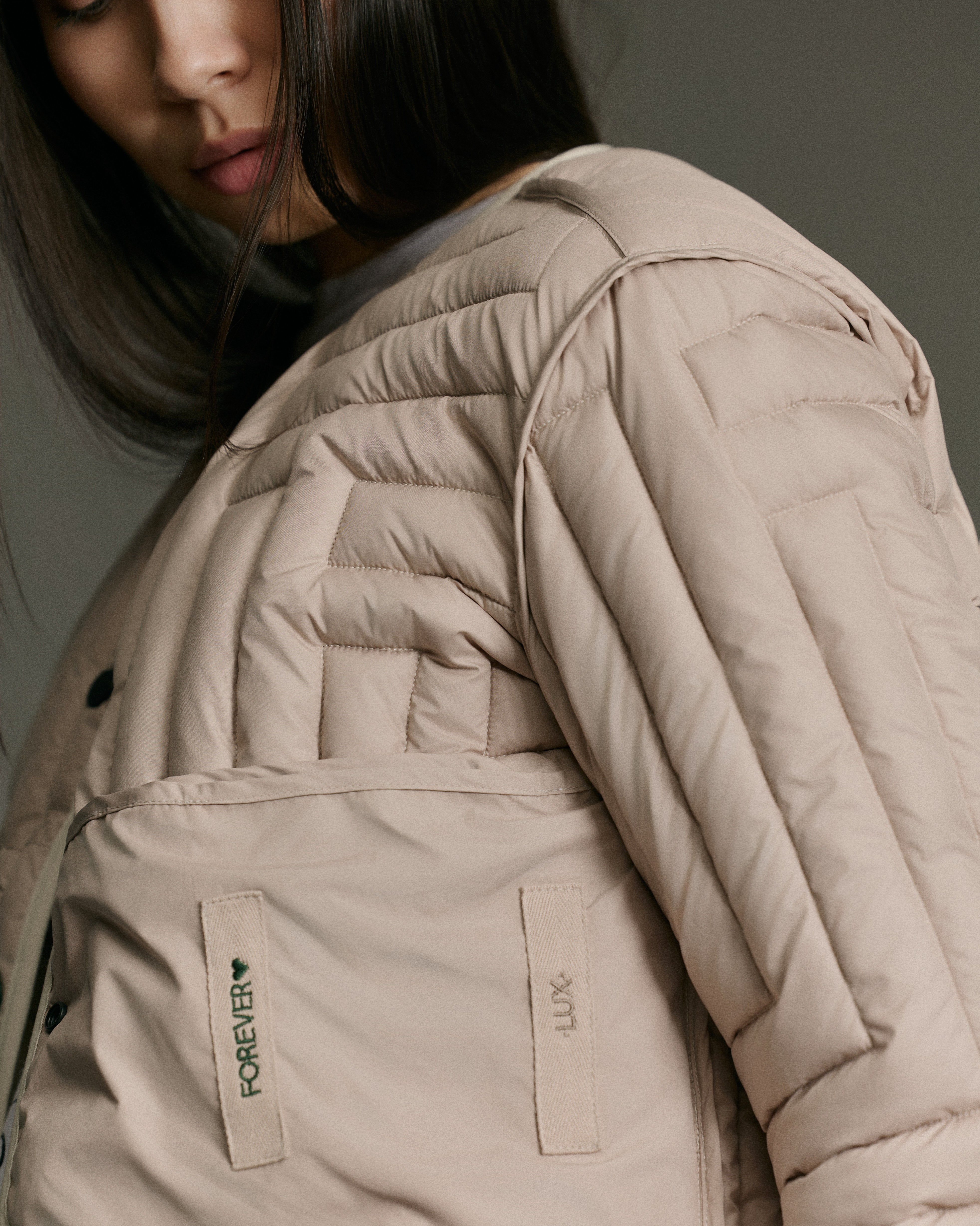 L Chev Bomber Reversible | Warm White & Putty