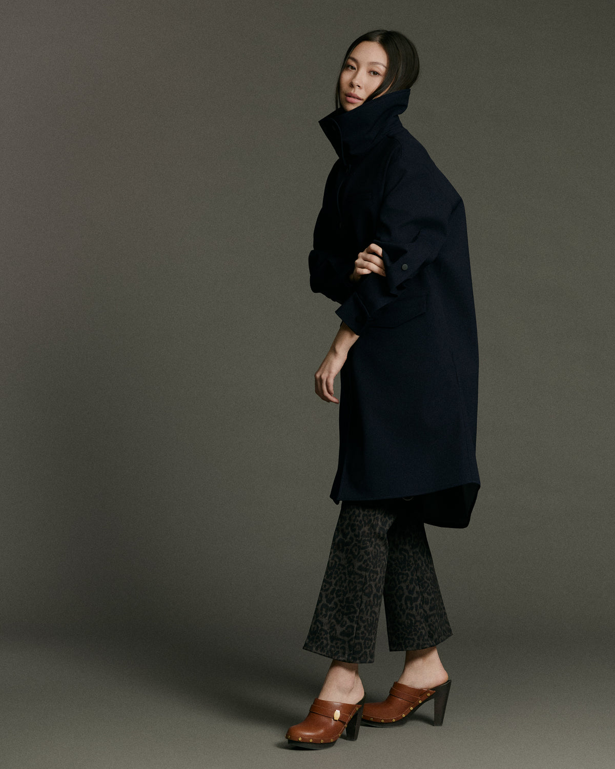 Boomerang Trench | Navy - Waterproof, Breathable & Crease Free