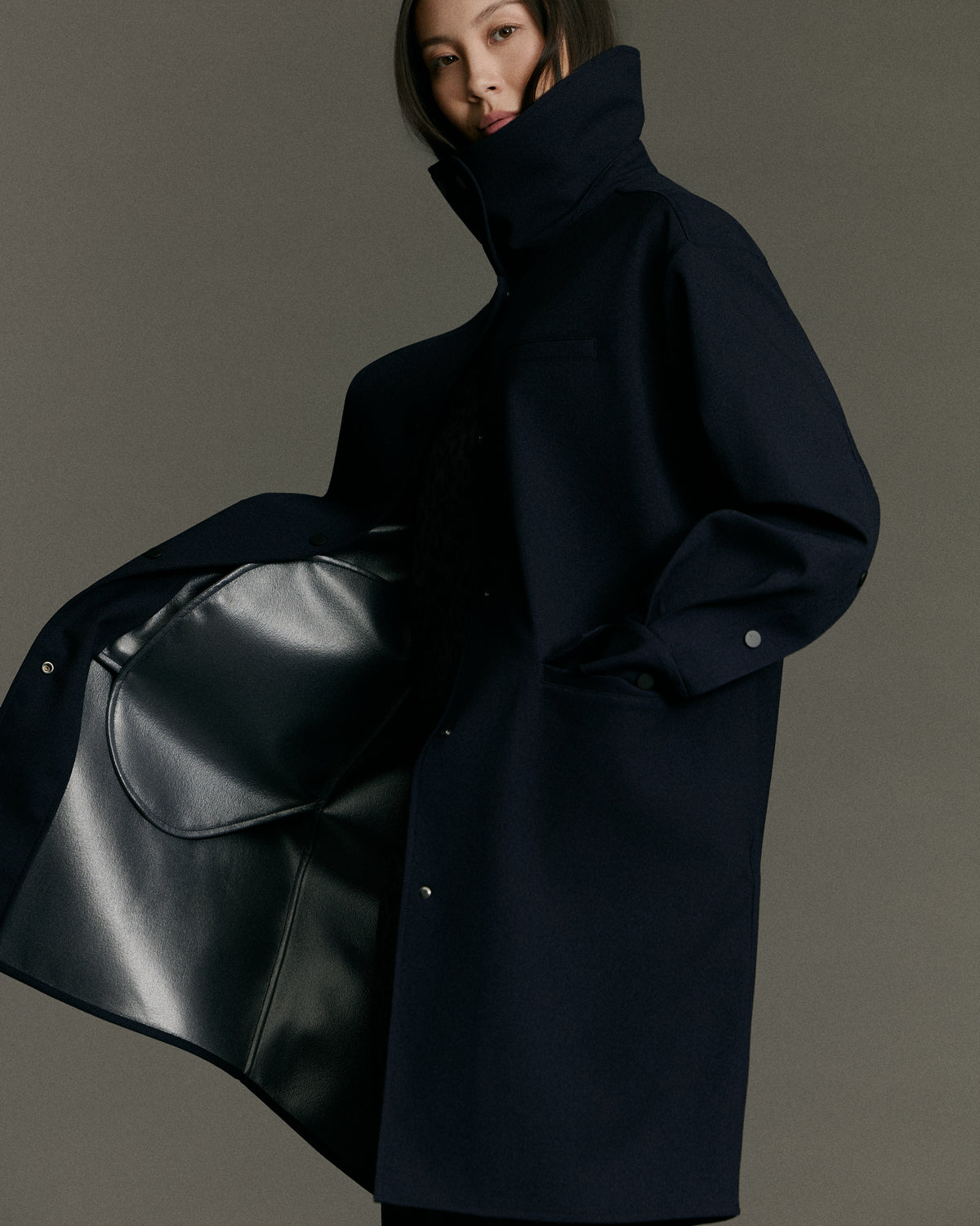 Boomerang Trench | Navy - Waterproof, Breathable & Crease Free