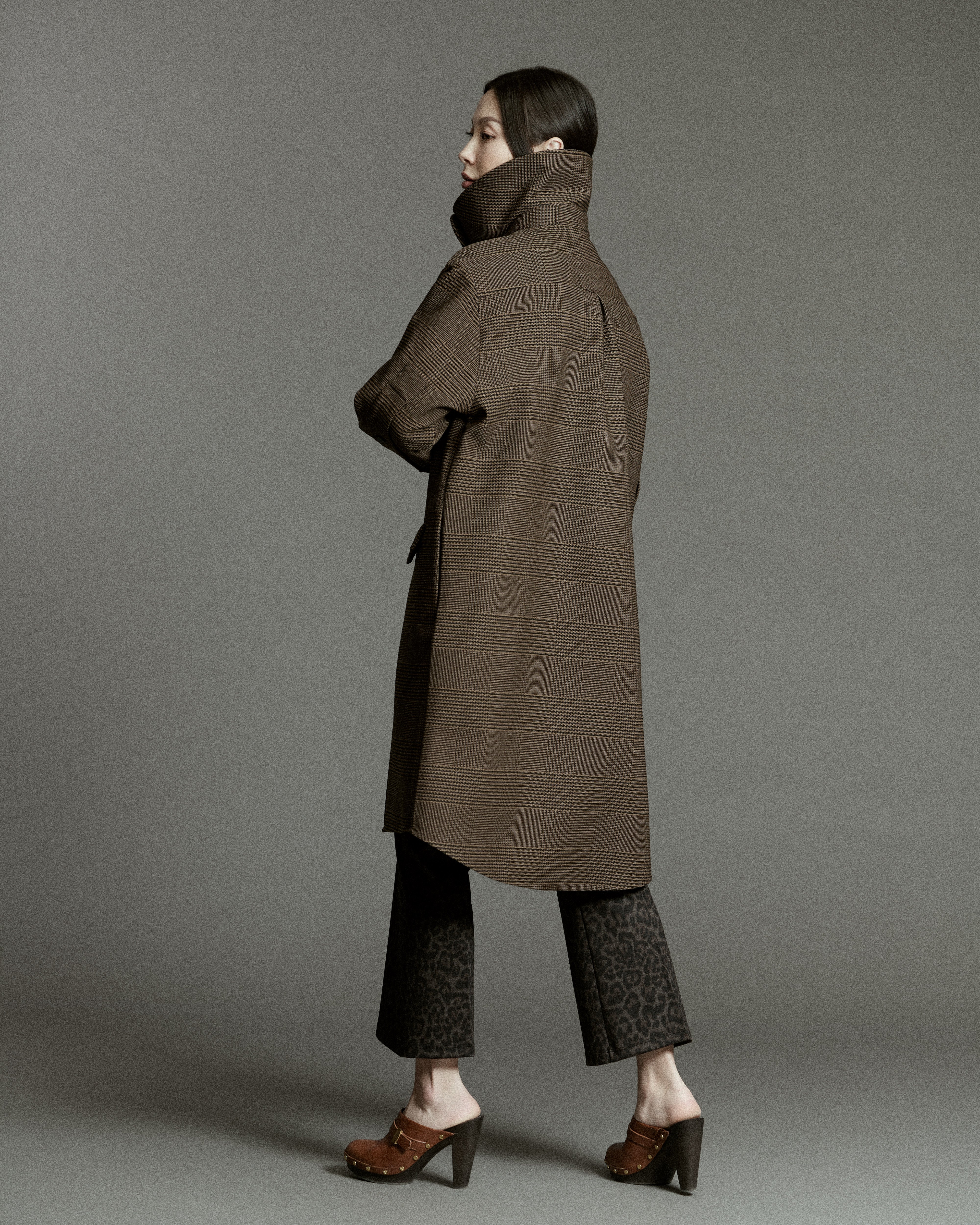 Boomerang Trench in Tawny Plaid - Waterproof, Breathable & Crease Free