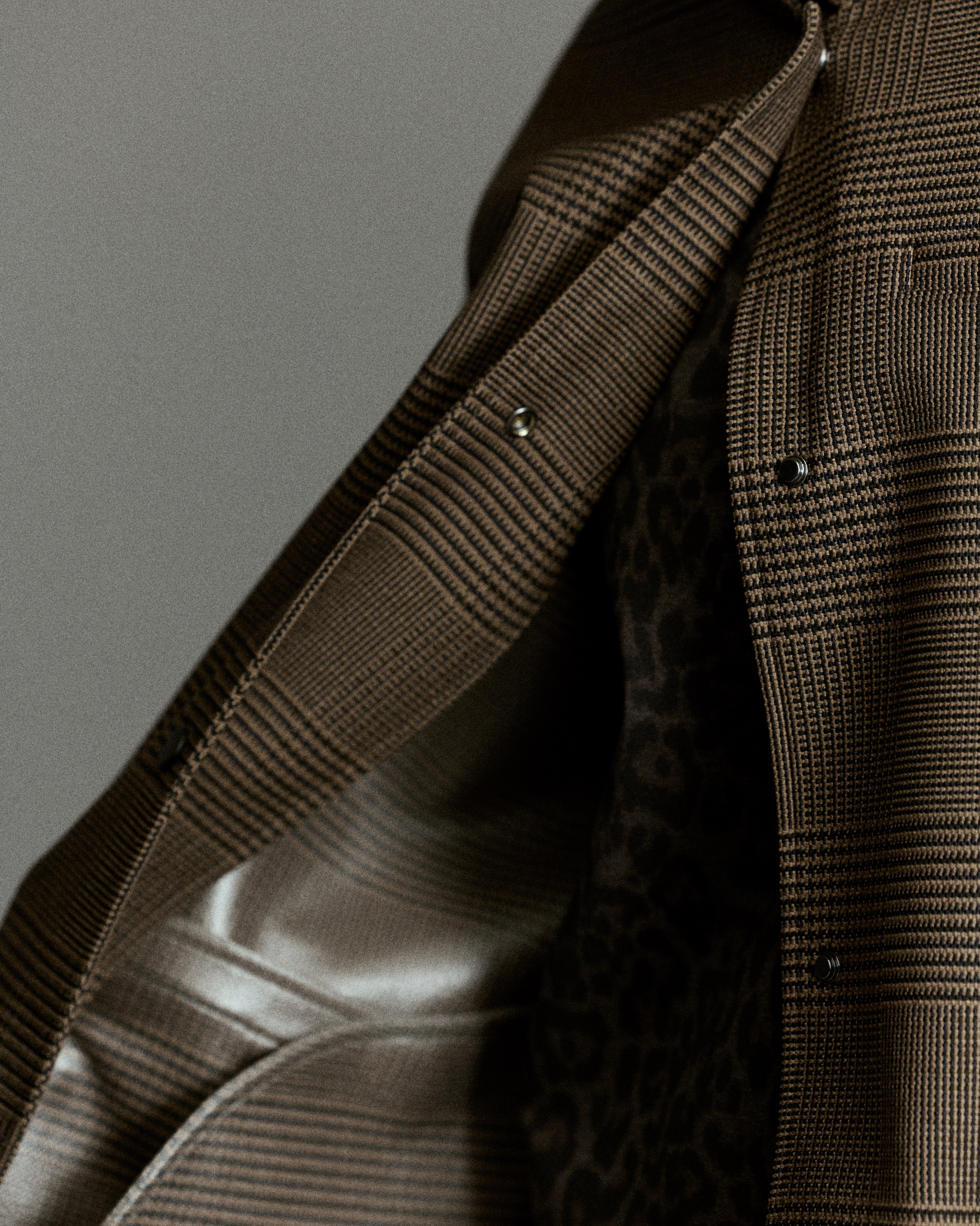 Boomerang Trench in Tawny Plaid - Waterproof, Breathable & Crease Free