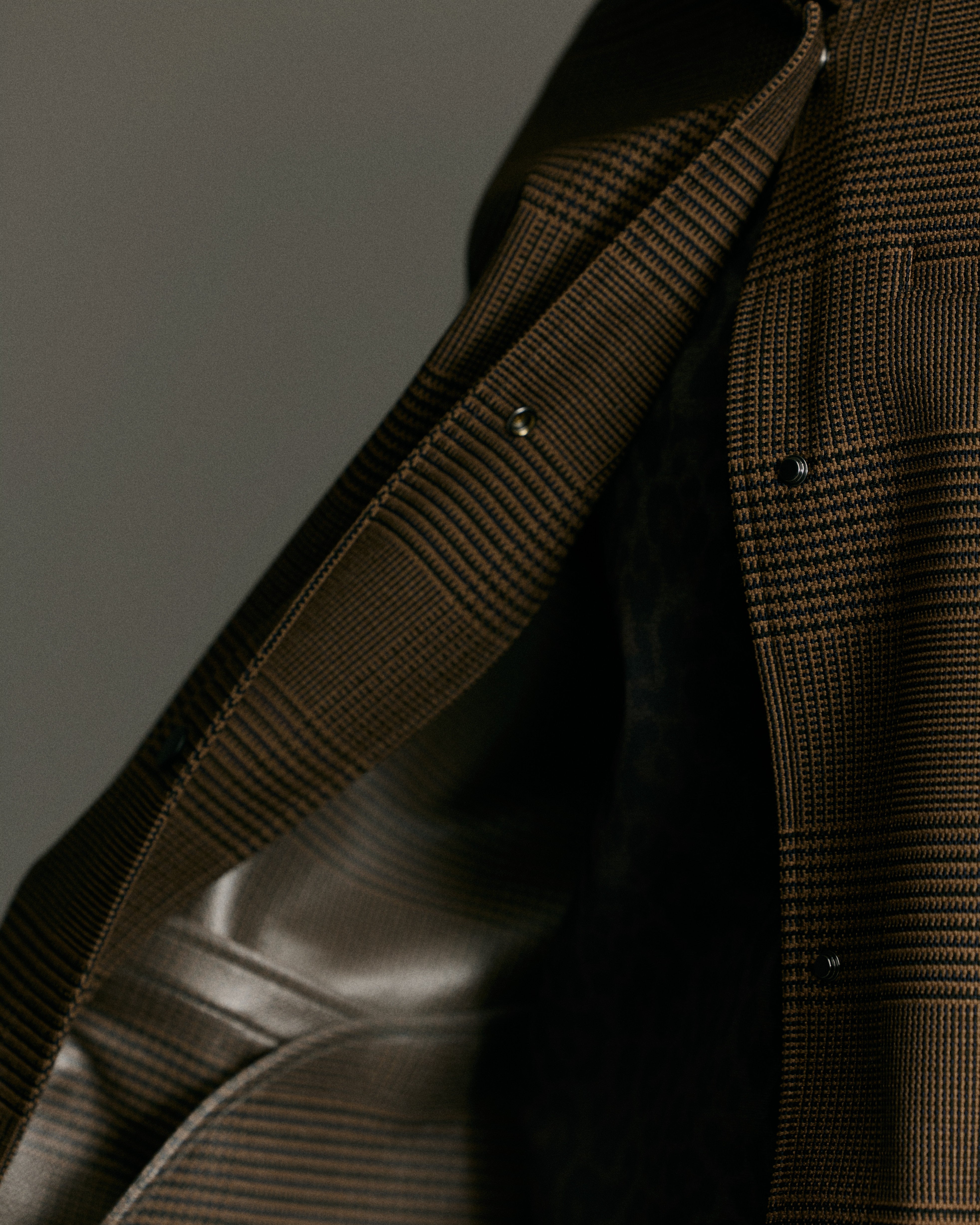 Boomerang Trench | Tawny Plaid - Waterproof, Breathable & Crease Free