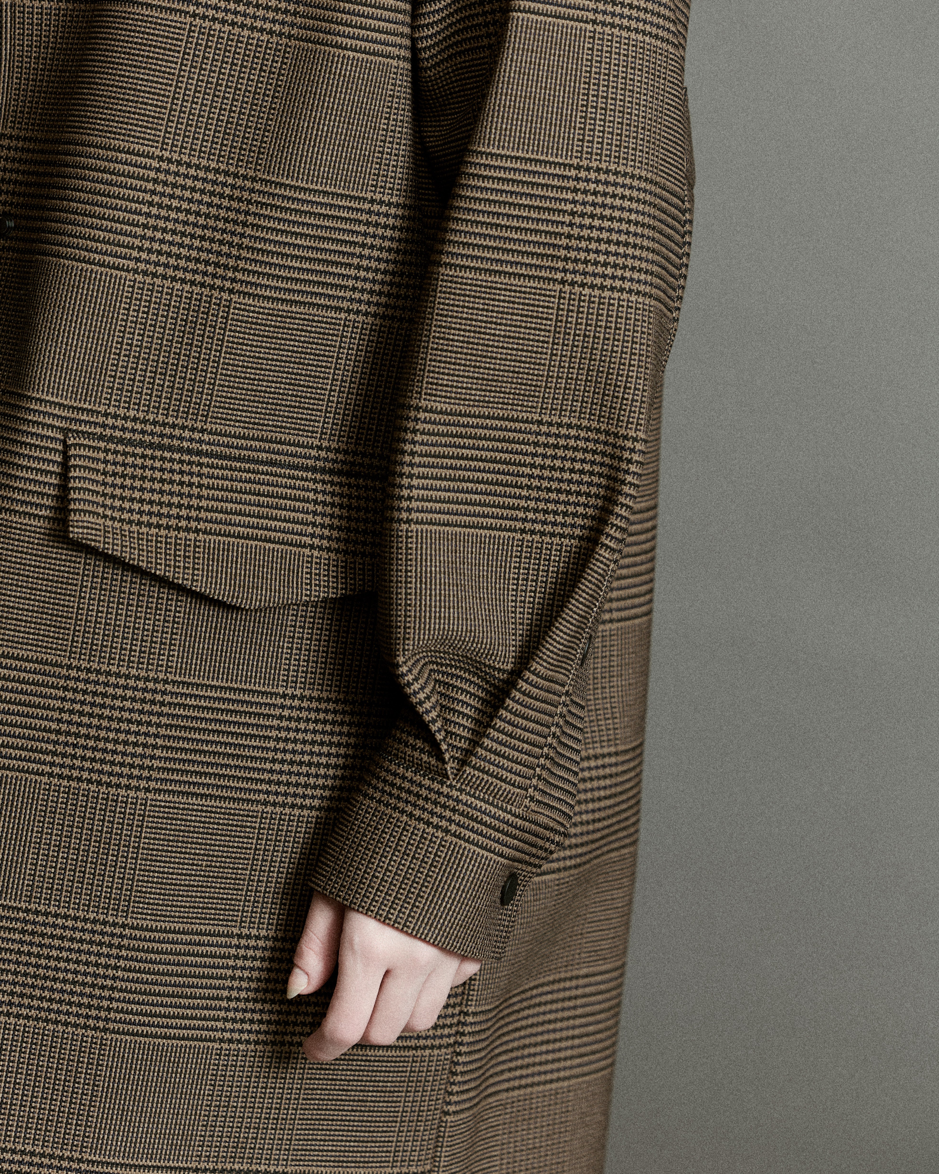 Boomerang Trench in Tawny Plaid - Waterproof, Breathable & Crease Free
