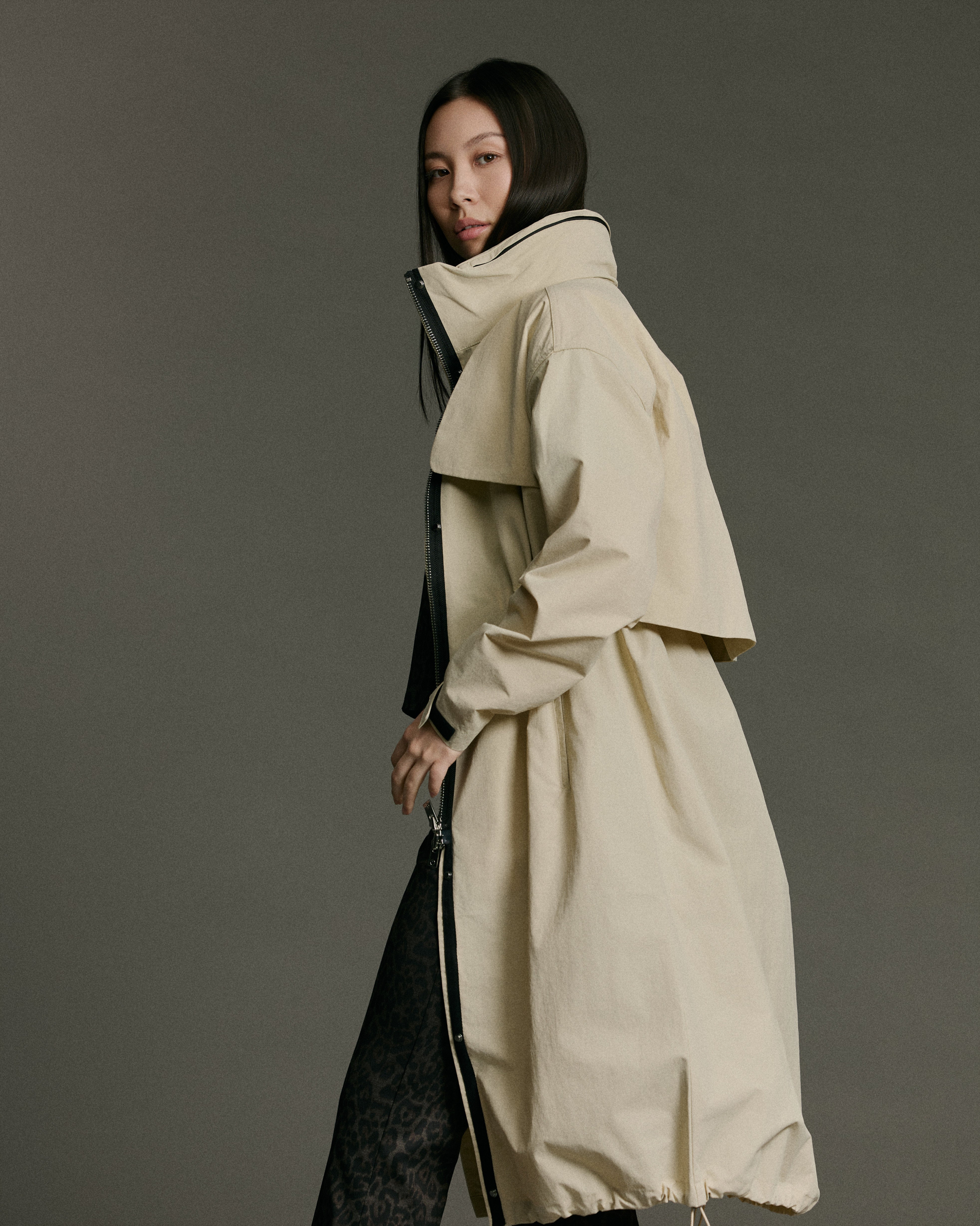 Cinch Raincoat | Stone