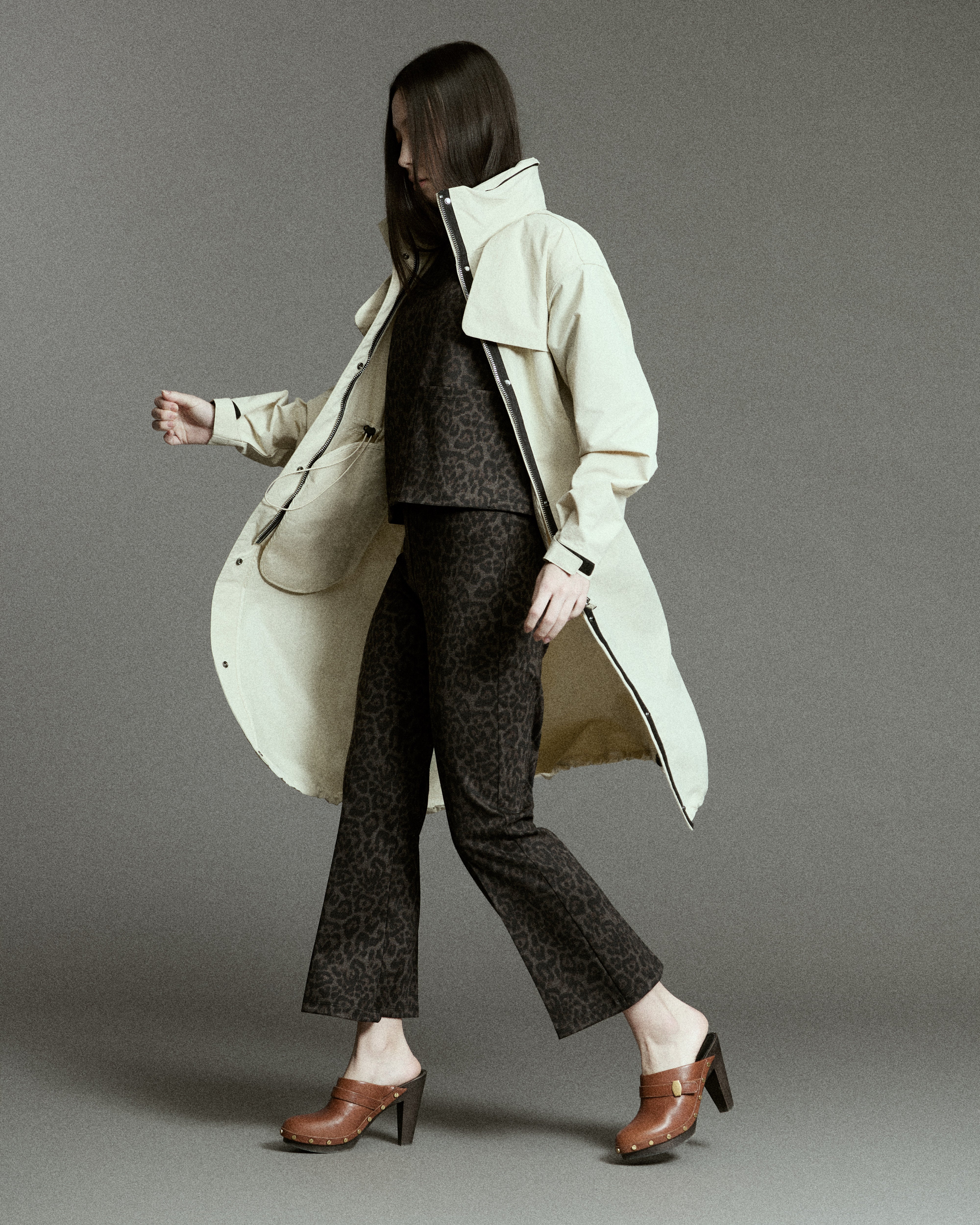 Cinch Raincoat in Stone - 100% Waterproof