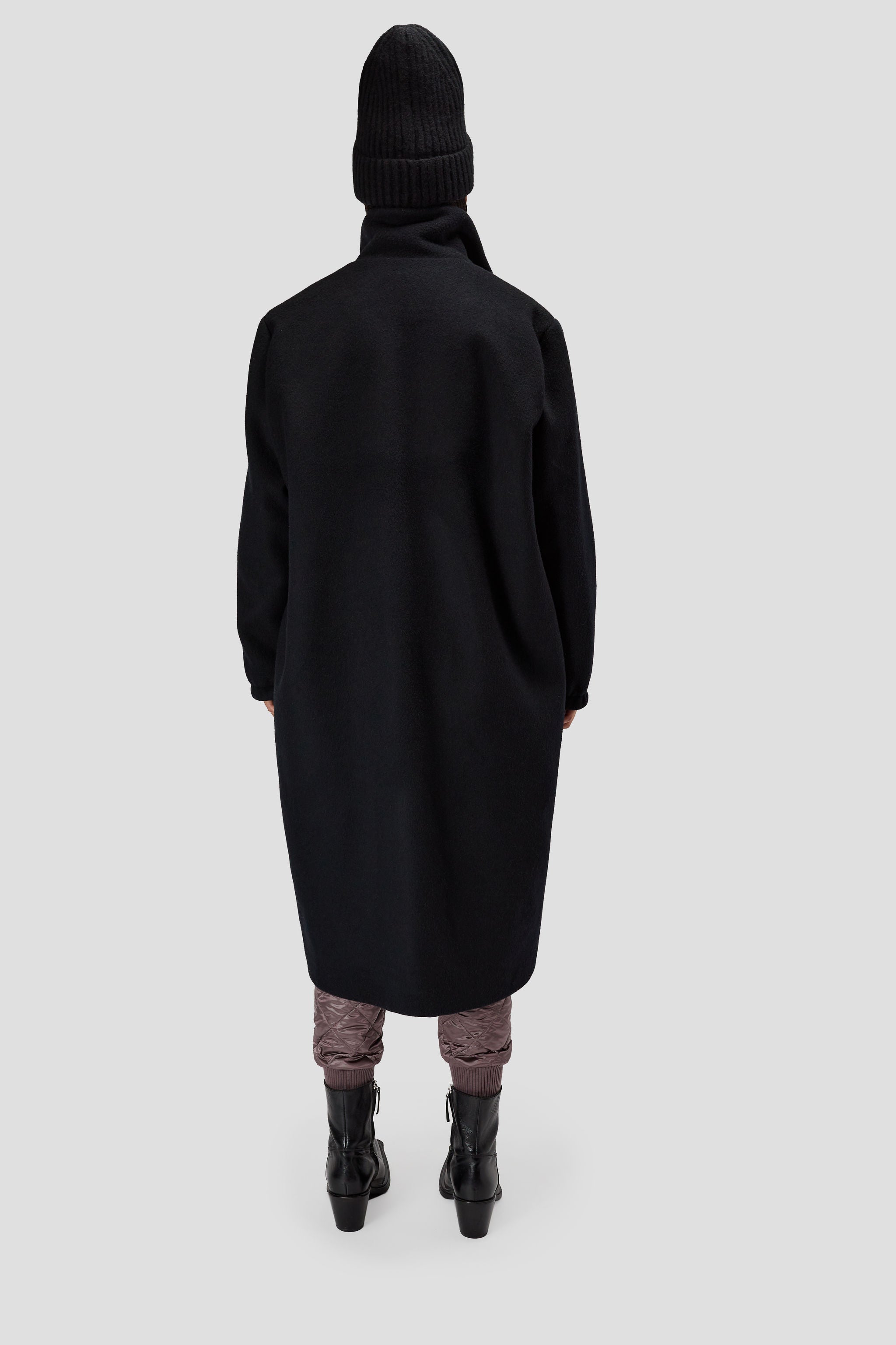 Wool/Cashmere Curve Overcoat